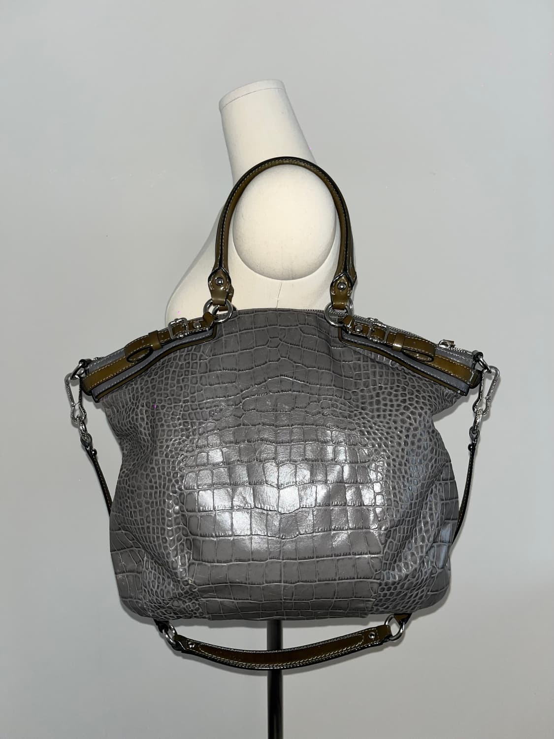  📦Coach gray leather shoulder bag 상품이미지8