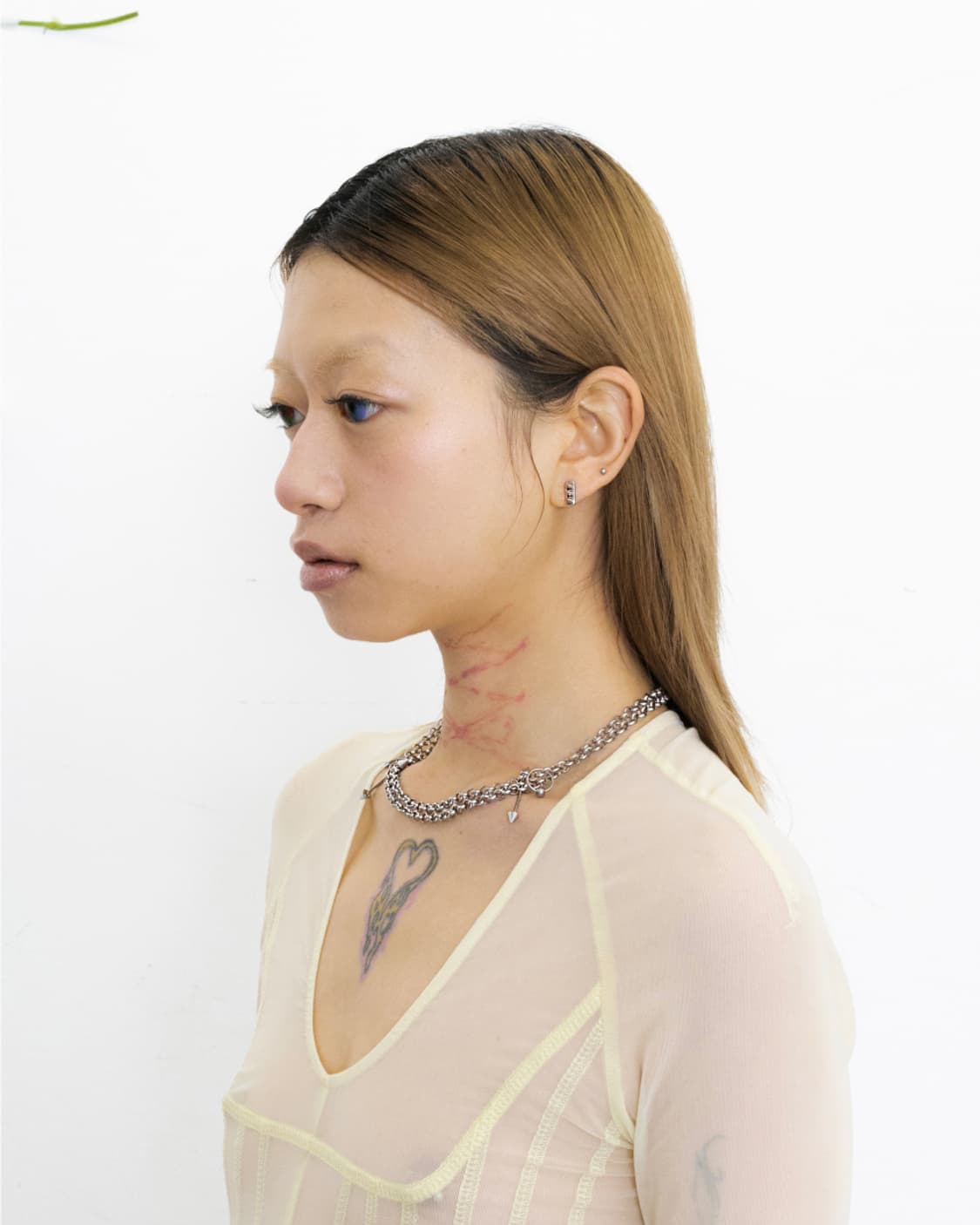 DOUBLE CHAIN PIERCING NECKLACE 상품이미지2