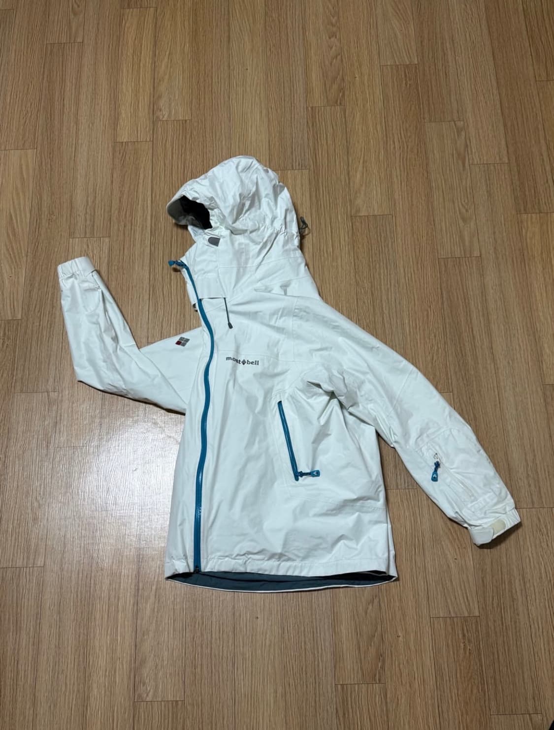 몽벨 파카스톰 바람막이 상품이미지1