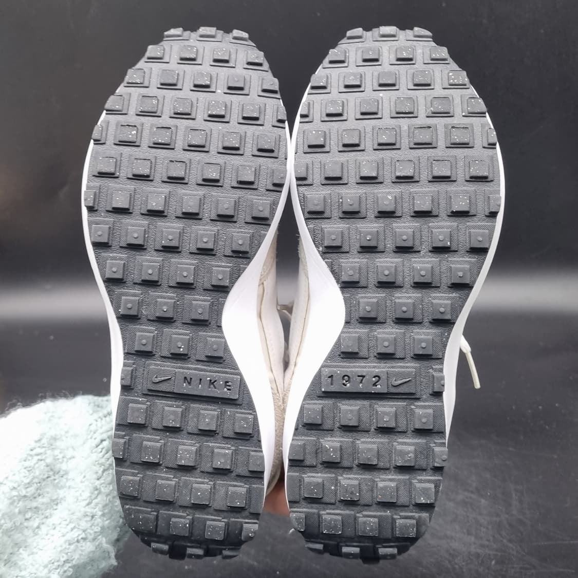 나이키 와플데뷰 여성스니커즈240 상품이미지3