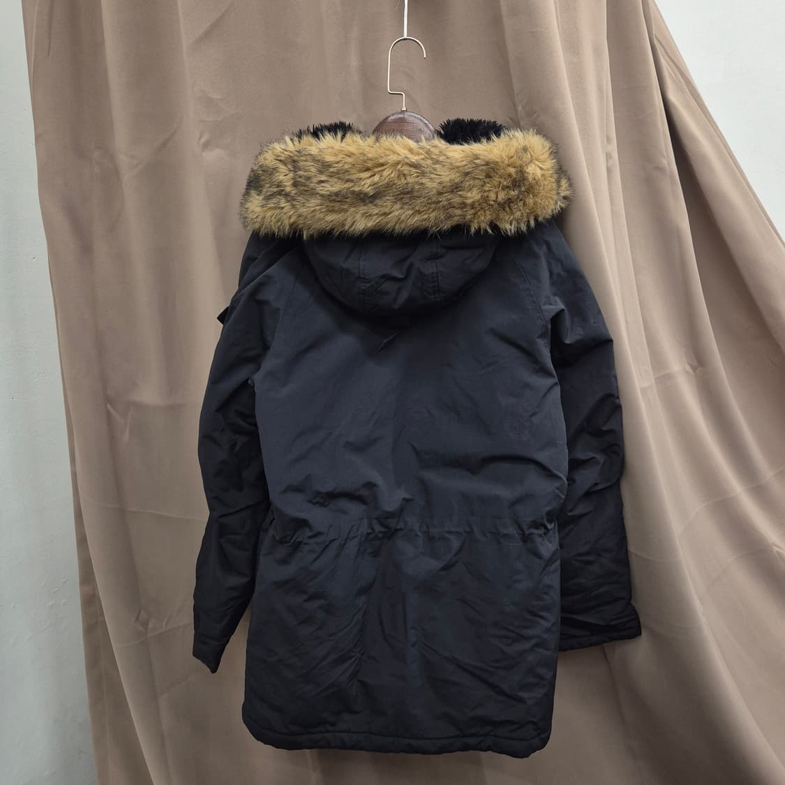 칼하트 트래커 파카 패딩점퍼 자켓 XS 상품이미지4