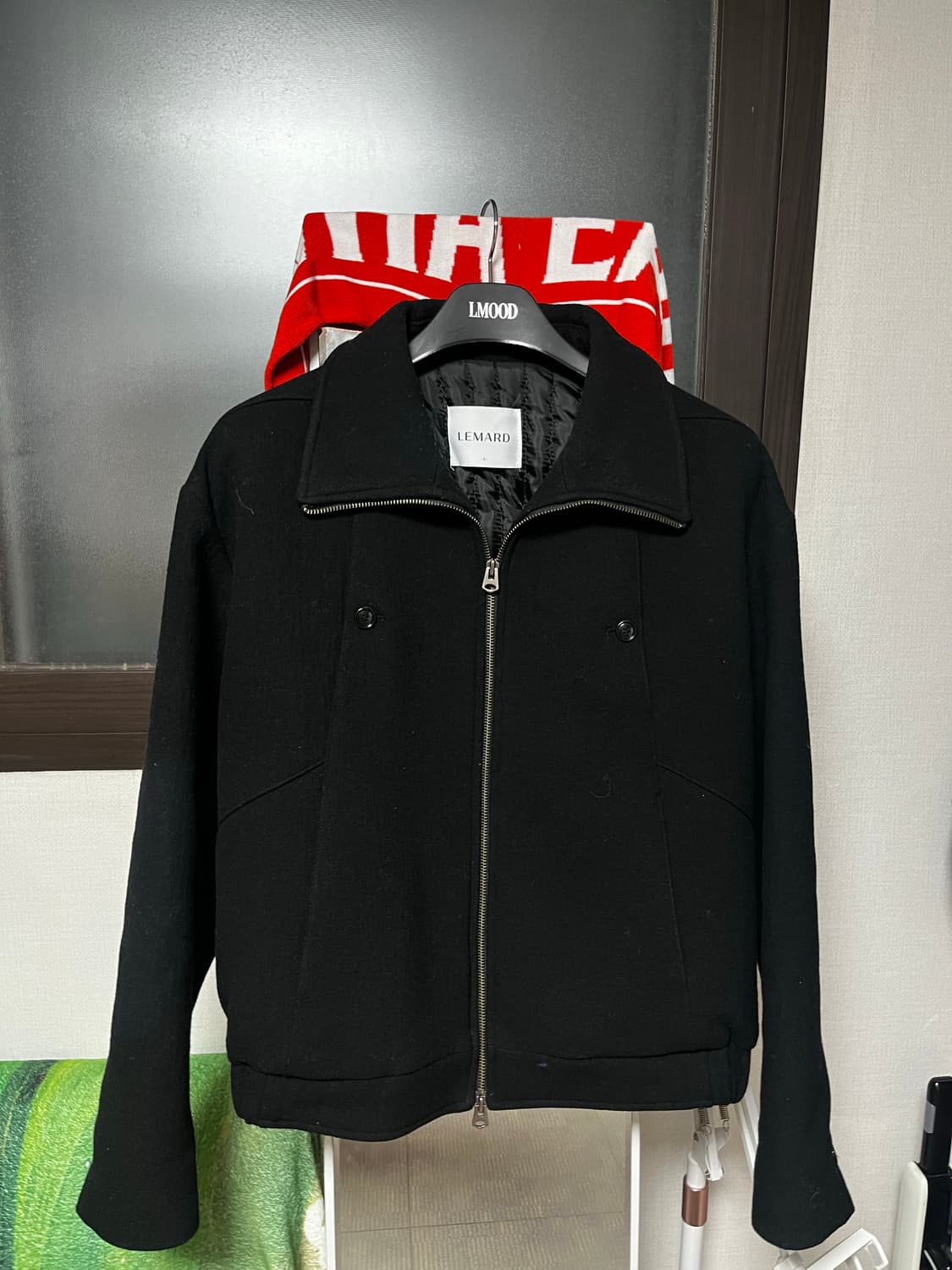 르마드 블랙 색상 하이넥 자켓 2 상품이미지3