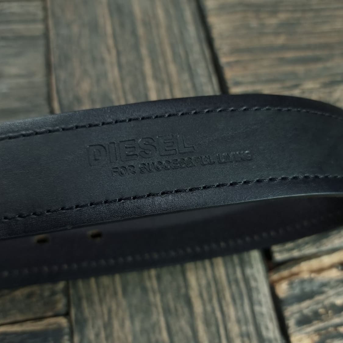 [디젤] 로고 각인 카우 레더 소가죽 벨트 블랙 P01440 상품이미지4