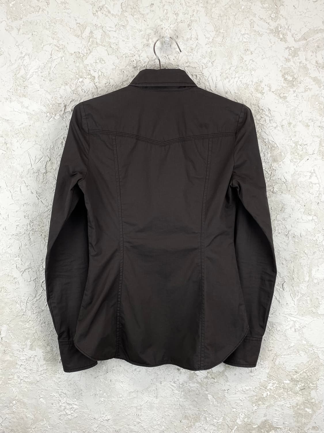 버버리 블루 라벨 프로섬 로고 엠로이더리 포켓 웨스턴 셔츠 상품이미지7