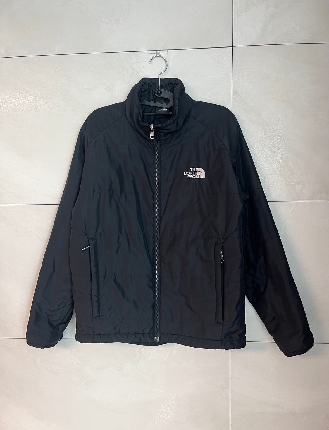 노스페이스 경량 패딩 자켓 블랙 (S) 상품이미지3