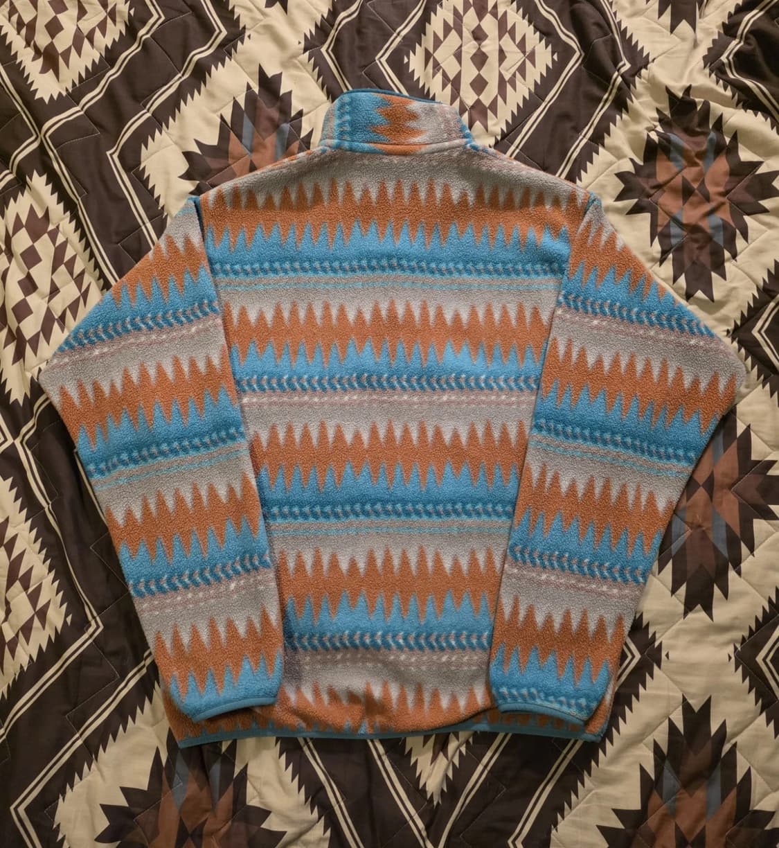 15FW 파타고니아 신칠라 스냅-T 플리스 블루/브라운 아즈텍 패턴 상품이미지7