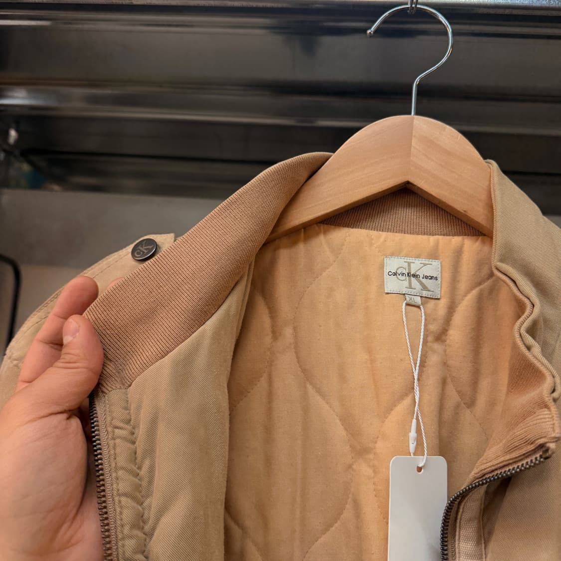 캘빈 클라인 이중카라 투포켓 봄버 자켓 상품이미지10