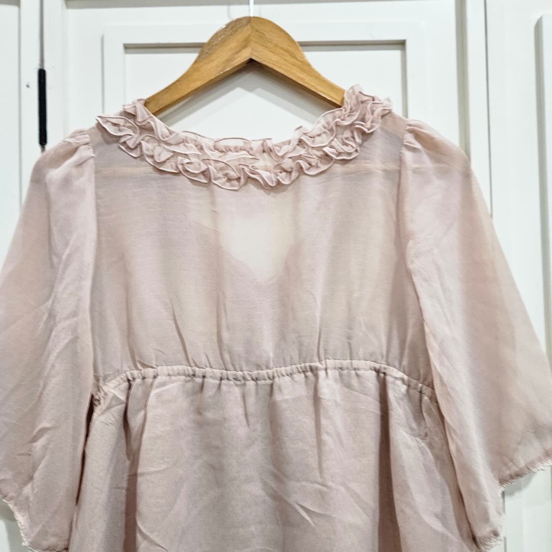 0327 연핑크 프릴 레이스 리본 블라우스 상품이미지6