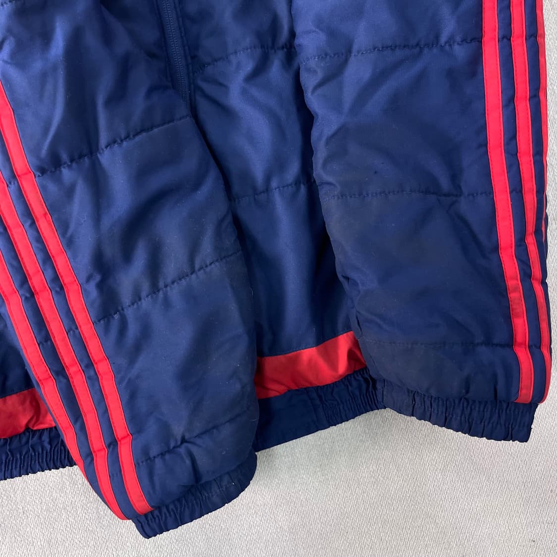 100 아디다스 맨유 푸퍼 패딩 상품이미지6