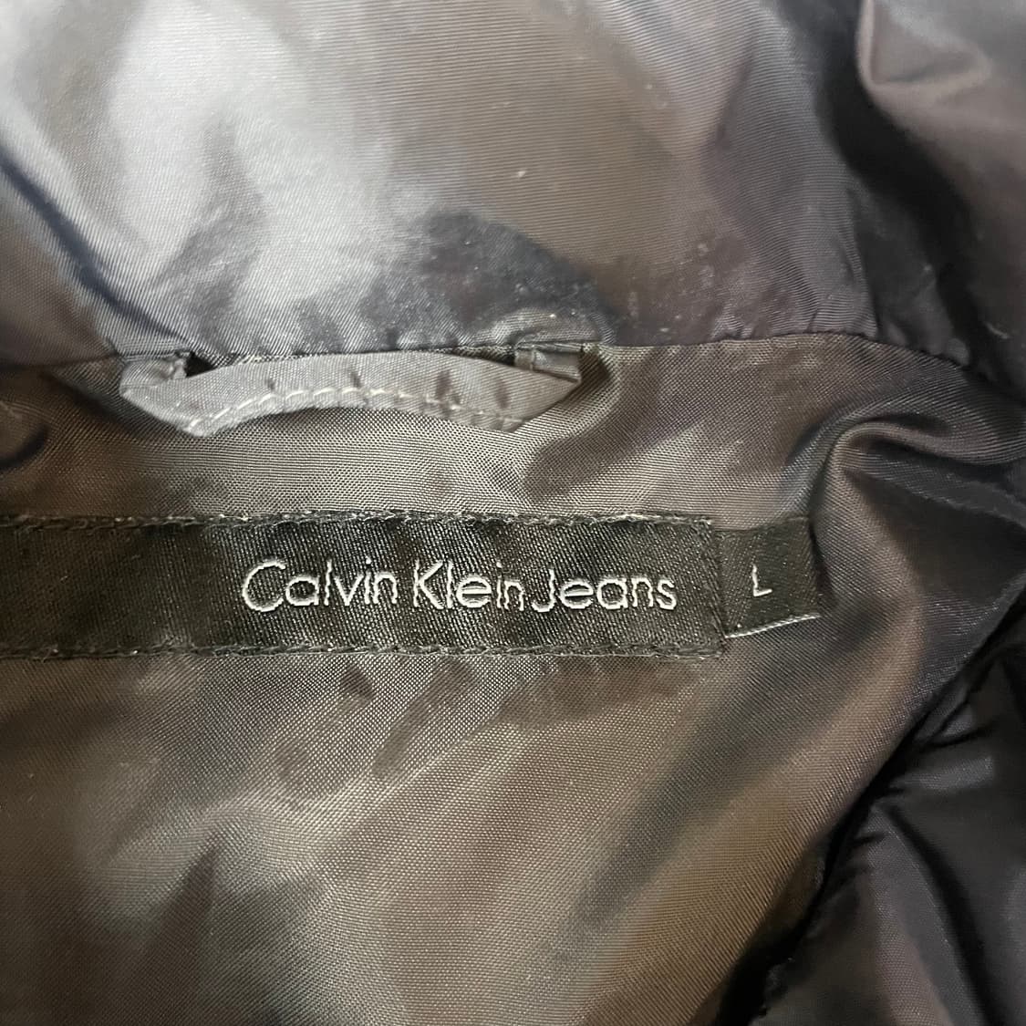 캘빈클라인진스 미니로고 블랙 덕다운 패딩 L 상품이미지4