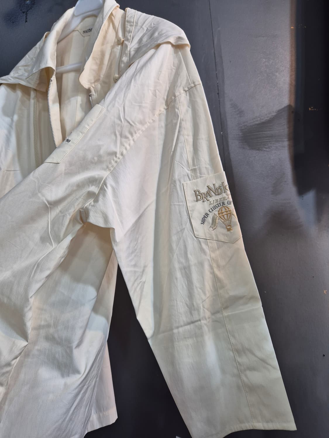 아이보리 M사이즈 셔츠형 자켓 텍달림 새상품 상품이미지6