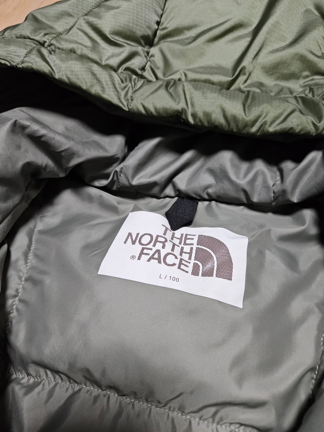 노스페이스 화이트 라벨 웨이브 LT 온볼 경량 패딩 카키 상품이미지4