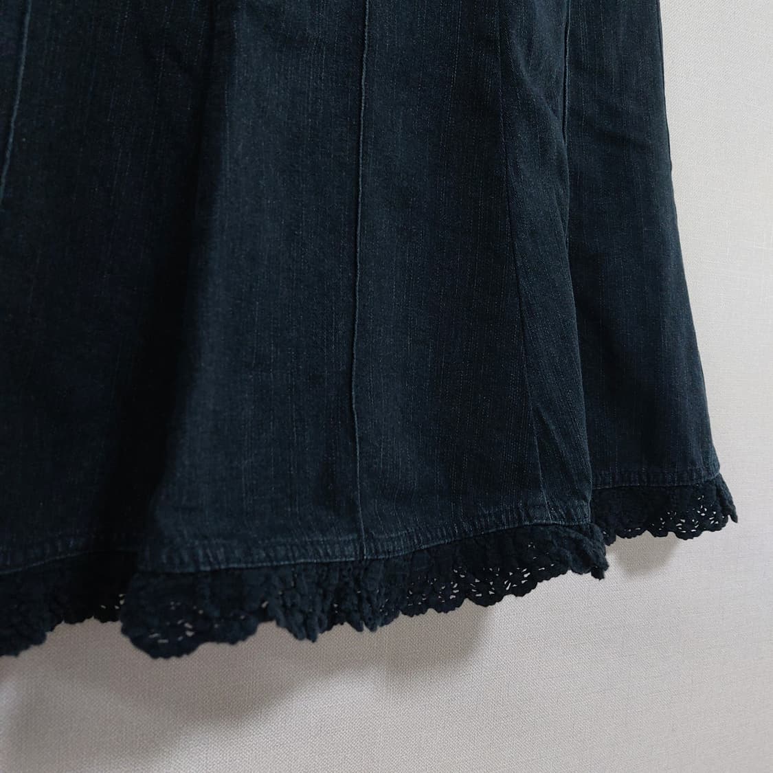 블랙 데님 크로쉐 머메이드 롱 스커트 상품이미지3