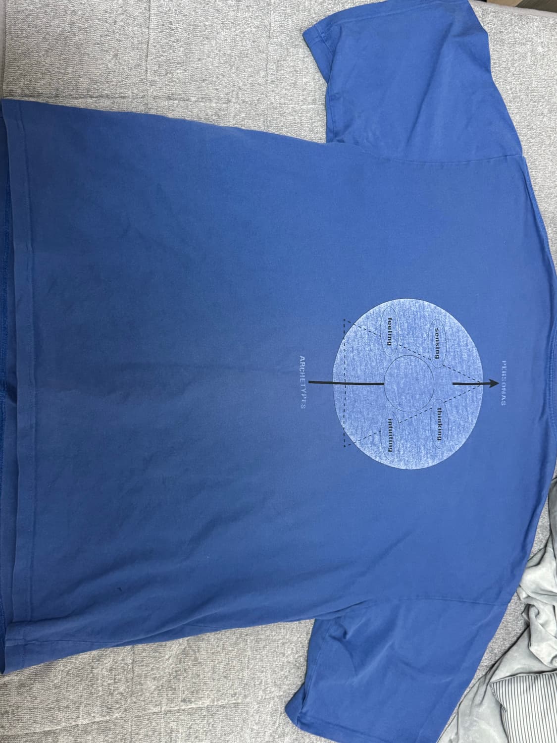 발렌시아가 티셔츠 상품이미지2