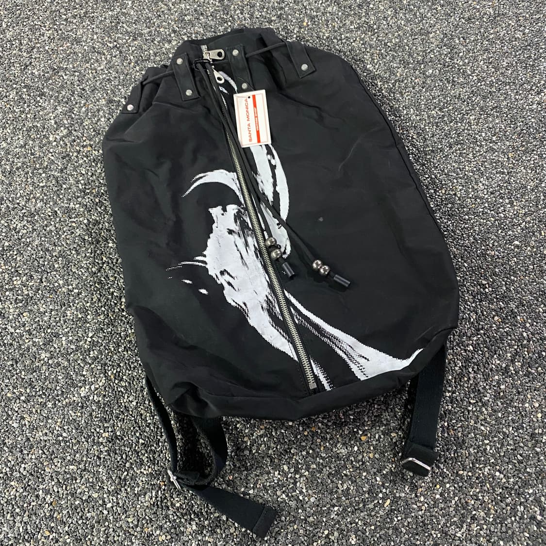 디퍼런트이즈오케이 스파이럴 프린트 백팩 블랙 B3746 상품이미지1