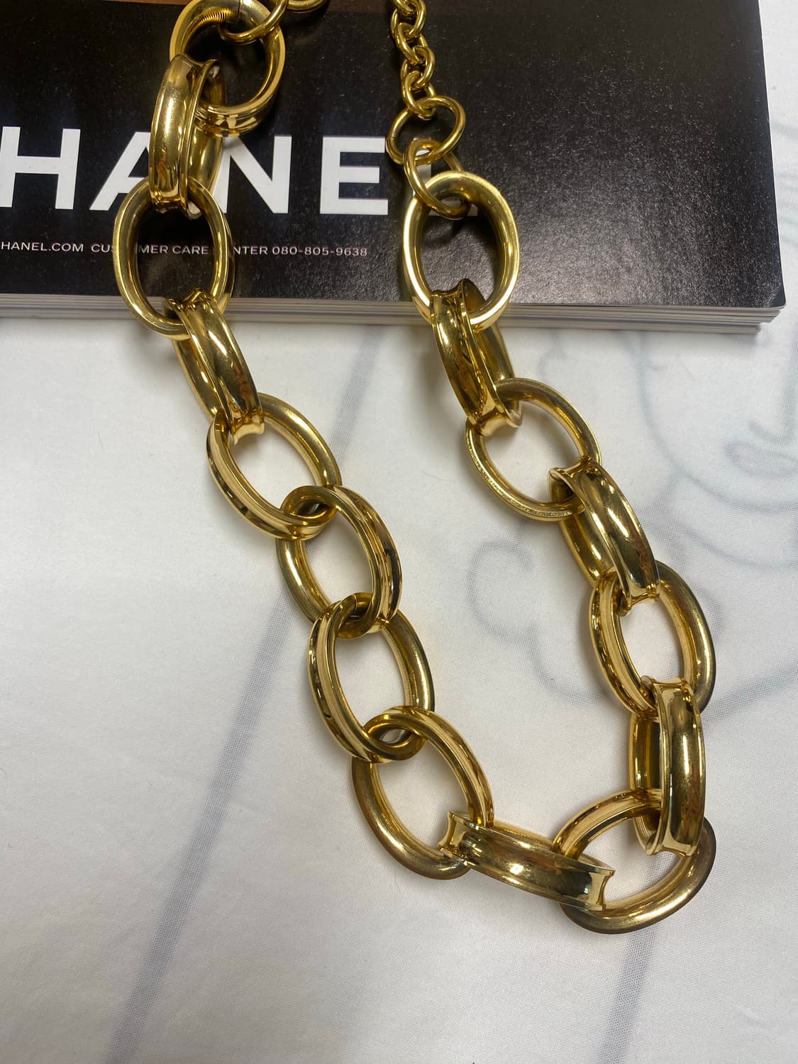 Monet 모네 볼드 금장 체인 목걸이 상품이미지4