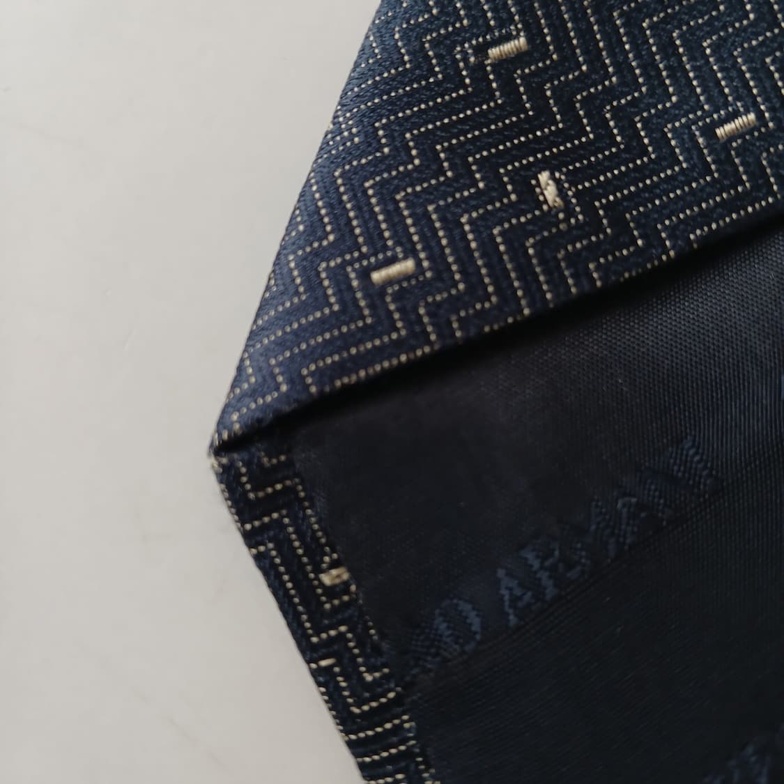 아르마니 꼴레지오니 실크 지그재그 넥타이 10cm A~B등급 A19515 상품이미지8