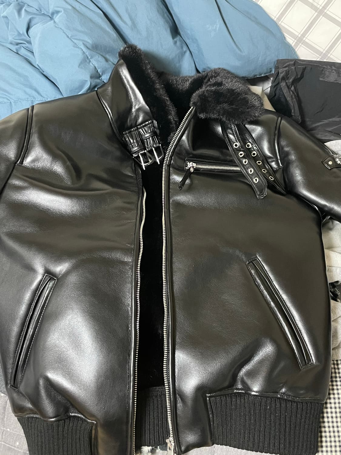 배드블러드 무스탕 팝니다 상품이미지2