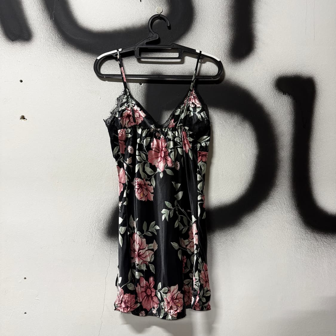 VTG 빈티지 블랙페어리 플로럴 패턴 플레어 새틴 슬립 원피스 상품이미지2