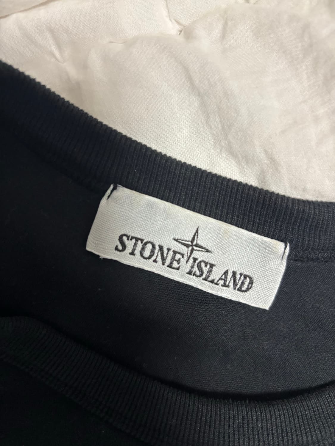 크림 구매) 스톤아일랜드 맨투맨 블랙 L 상품이미지3