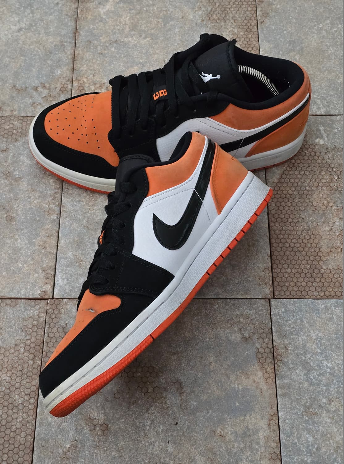 (250)나이키 조던 1 로우 쉐터드 백보드  상품이미지5