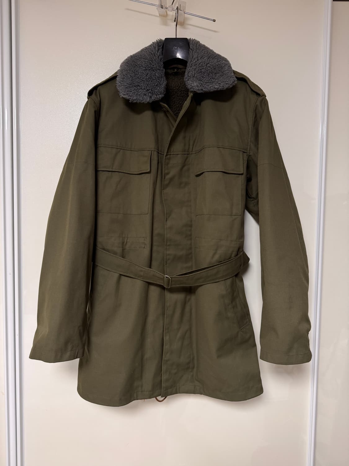 체코군 파카 카키색 50사이즈 상품이미지1