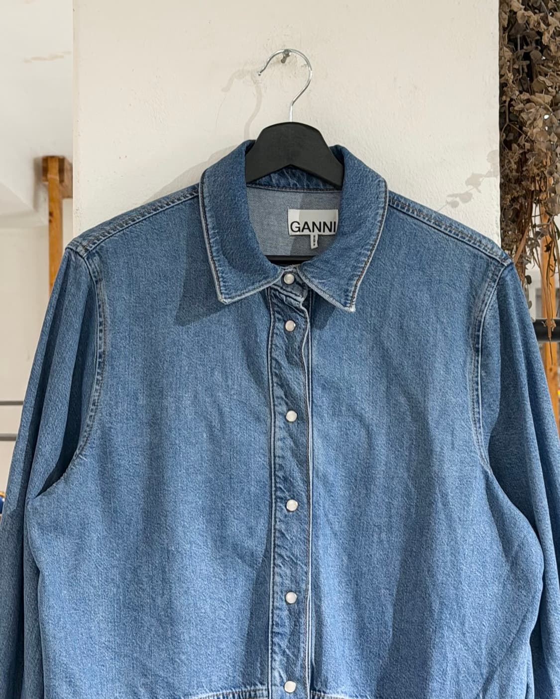 가니 중청 백 큐빅 로고 데님 셔츠 자켓 상품이미지5