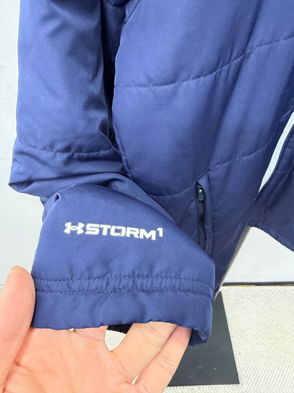 정품) 언더아머 남성 패딩 M  상품이미지4