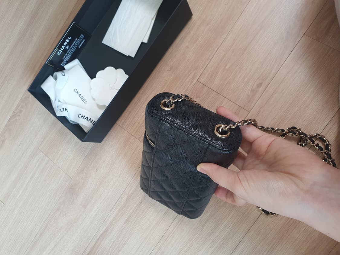 샤넬 폰홀더베니티백 상품이미지2