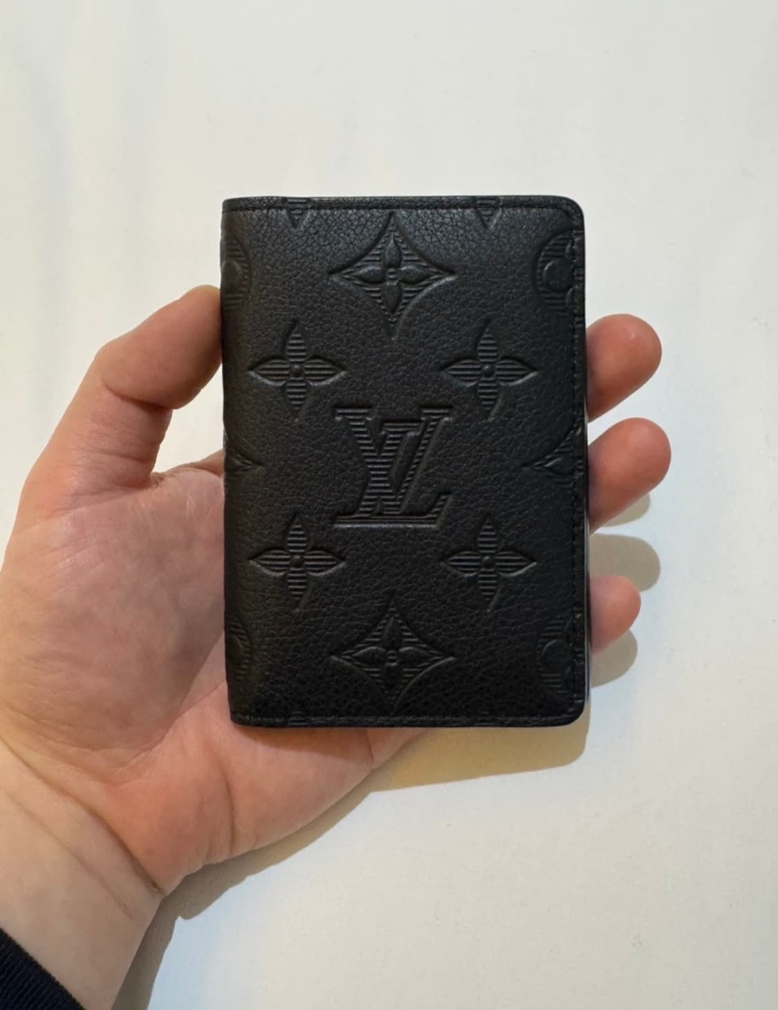 루이비통 포켓 오거나이저 모노그램 쉐도우 블랙 상품이미지2