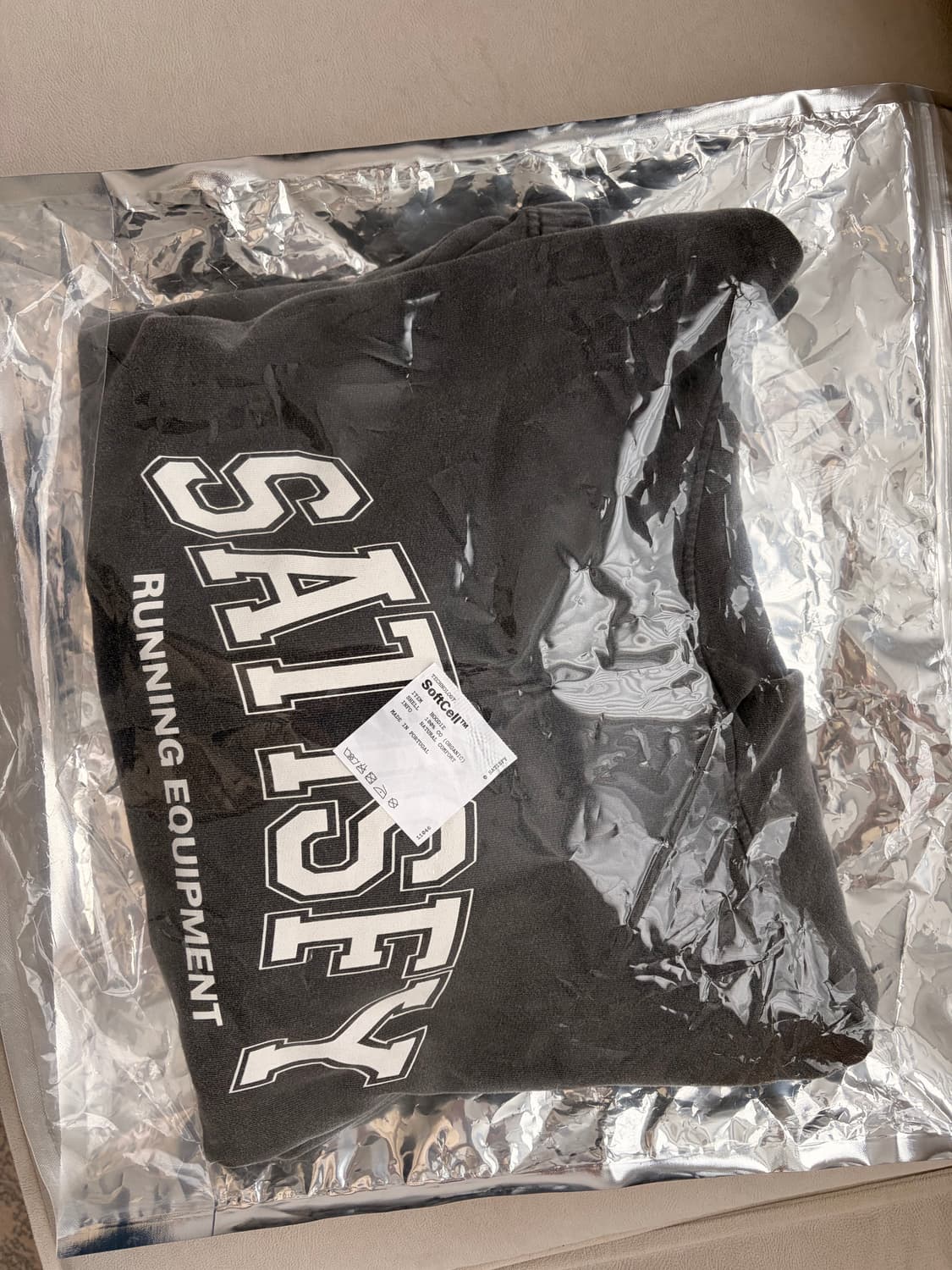 Satisfy -Softcell hoodie /새티스파이 후드 상품이미지1