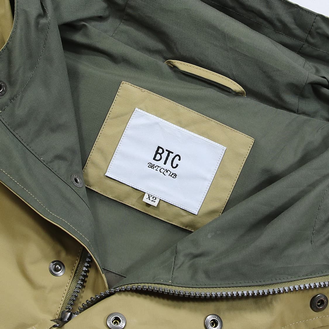 (착용컷) BTC 후드 마운틴 파카 (남성용 108) 상품이미지5