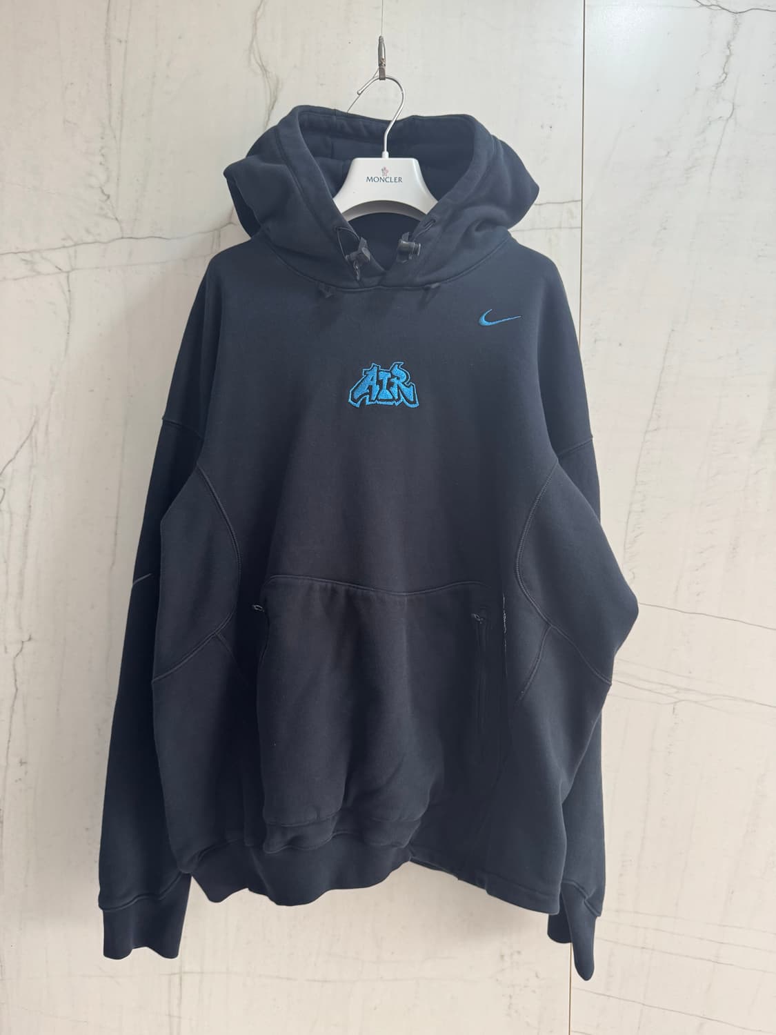 Nike × Off-White 콜라보 후드티 상품이미지1