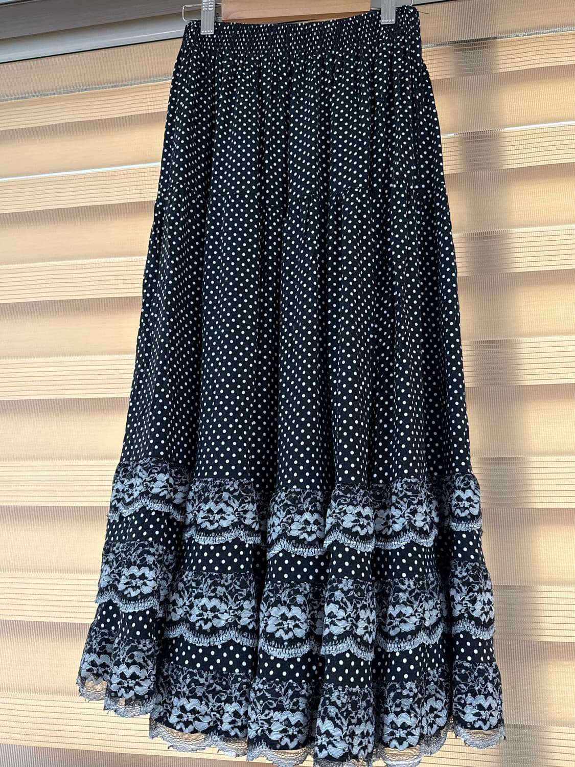 도트 레이스 롱 스커트 상품이미지1