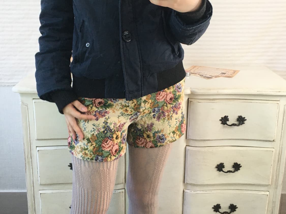 ingni jacquard antique floral half pants 상품이미지4