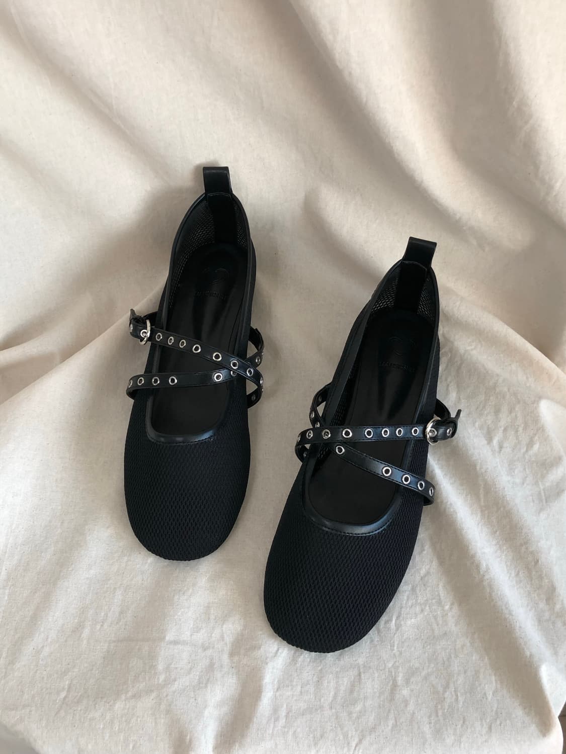 [Select] Mesh Eyelet Buckle Flats 상품이미지7