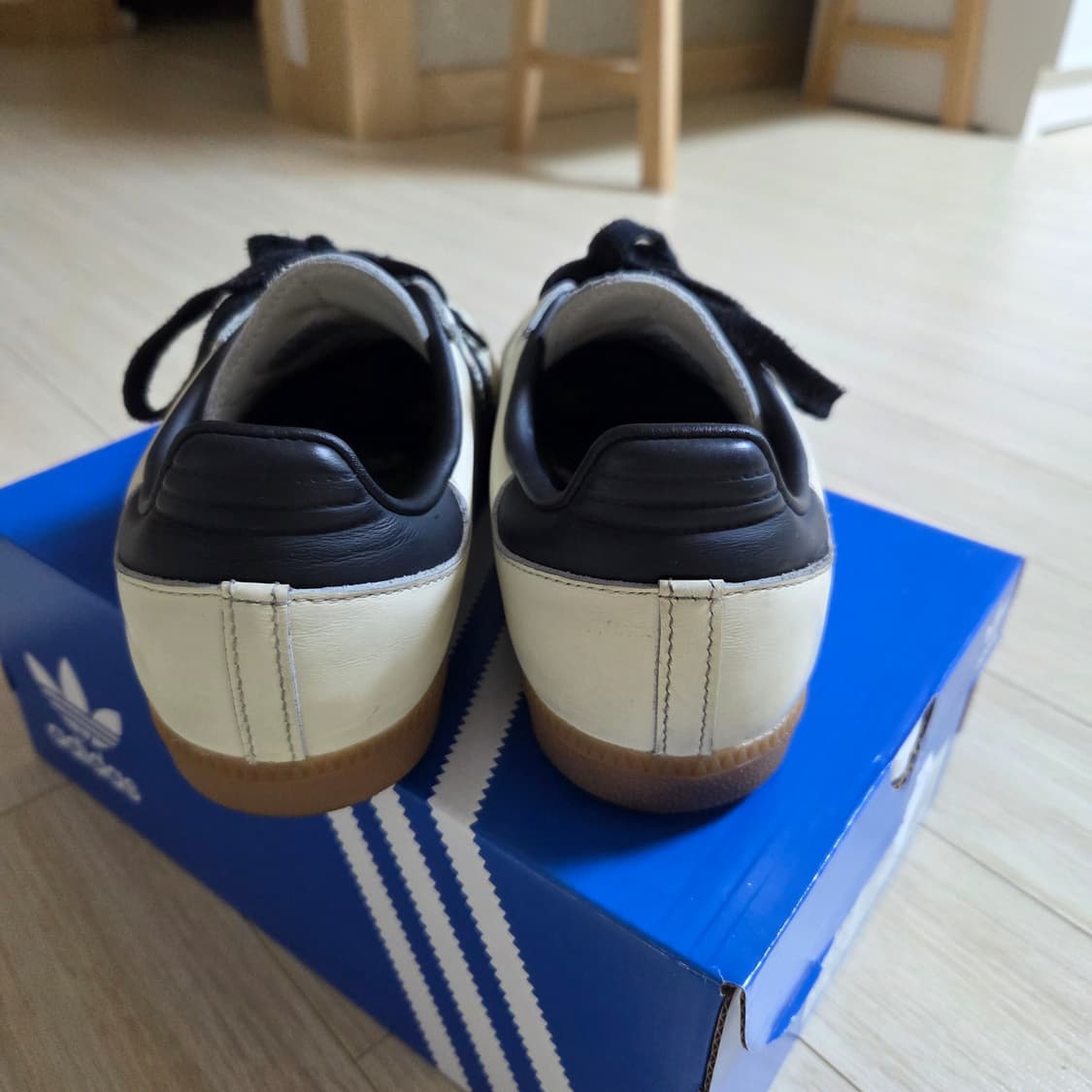 아디다스 삼바 크림화이트 코어블랙 235사이즈 상품이미지5