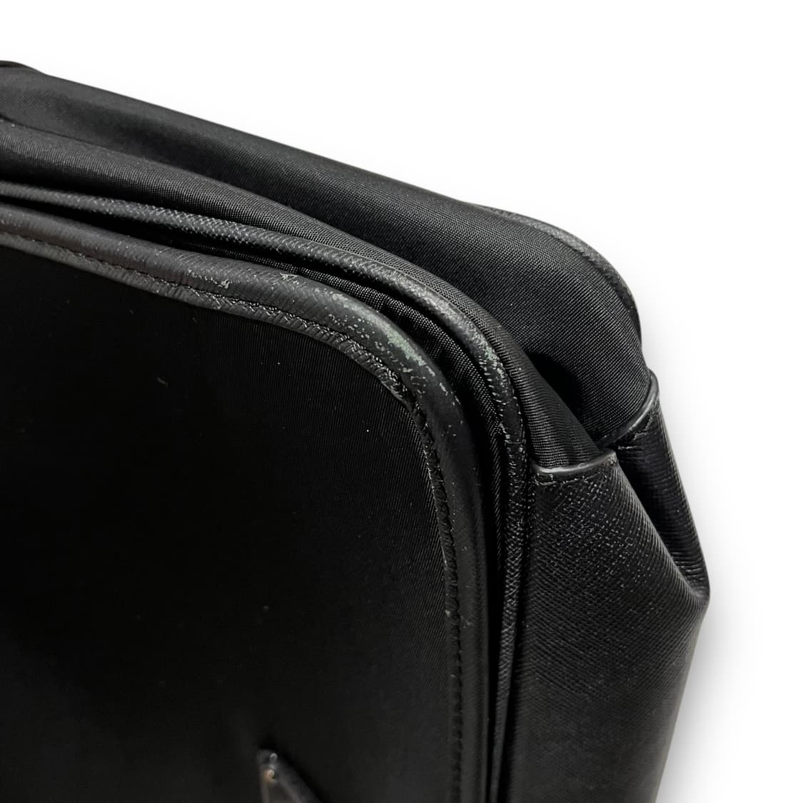 PRADA Re-NyIon Dark Classic Crossbag 상품이미지9