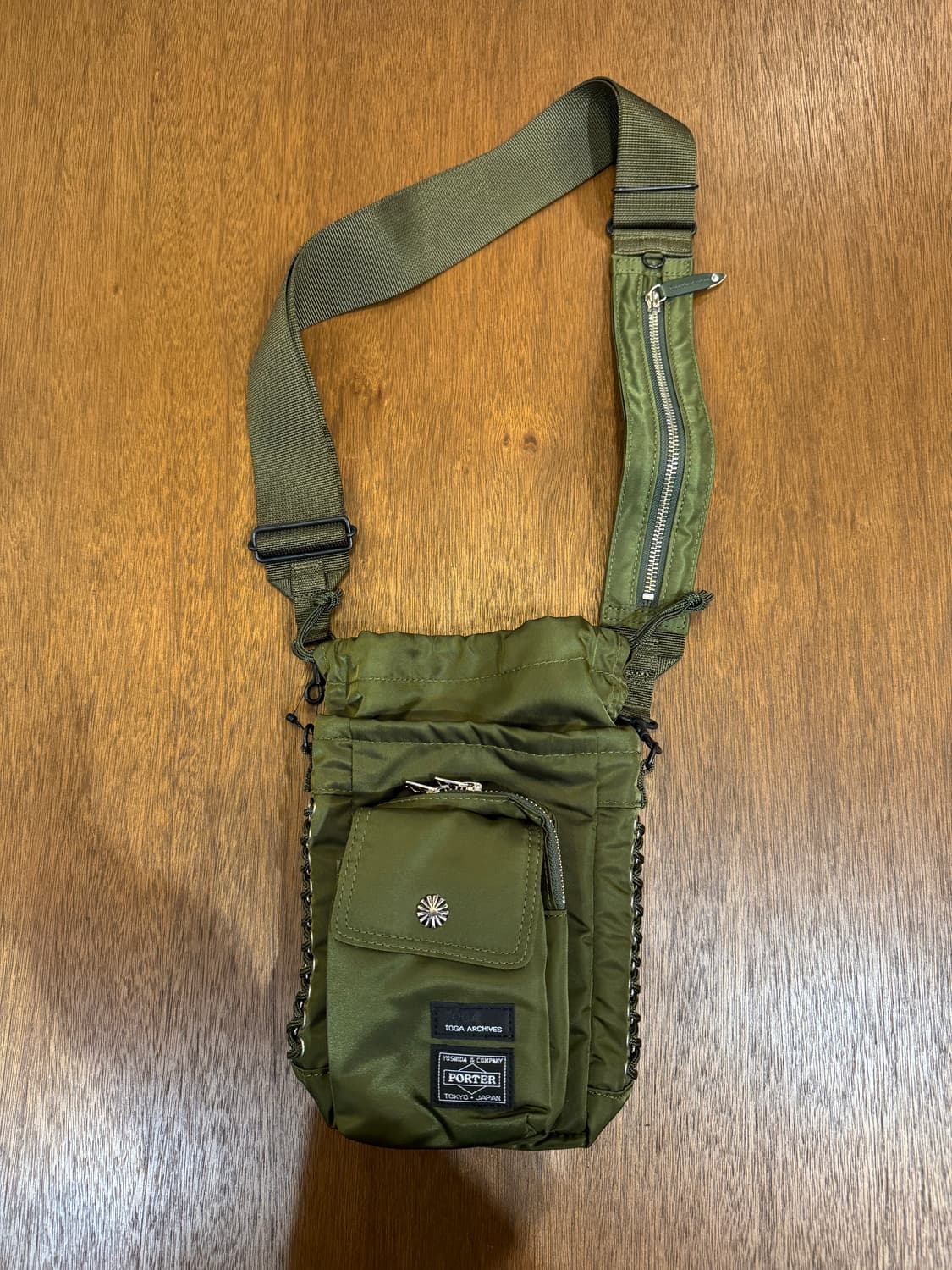 [OS] 토가 아카이브 x 포터 숄더백 카키 25FW 상품이미지5