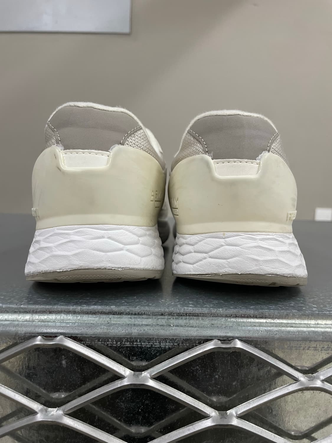 뉴발란스 프레쉬 폼 워킹 1880 V1 235 상품이미지3