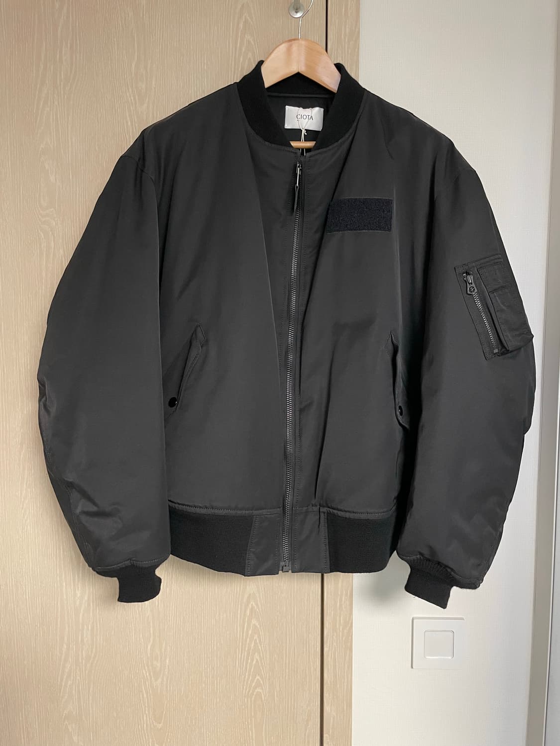 시오타 MA-1 블랙 7사이즈 상품이미지1