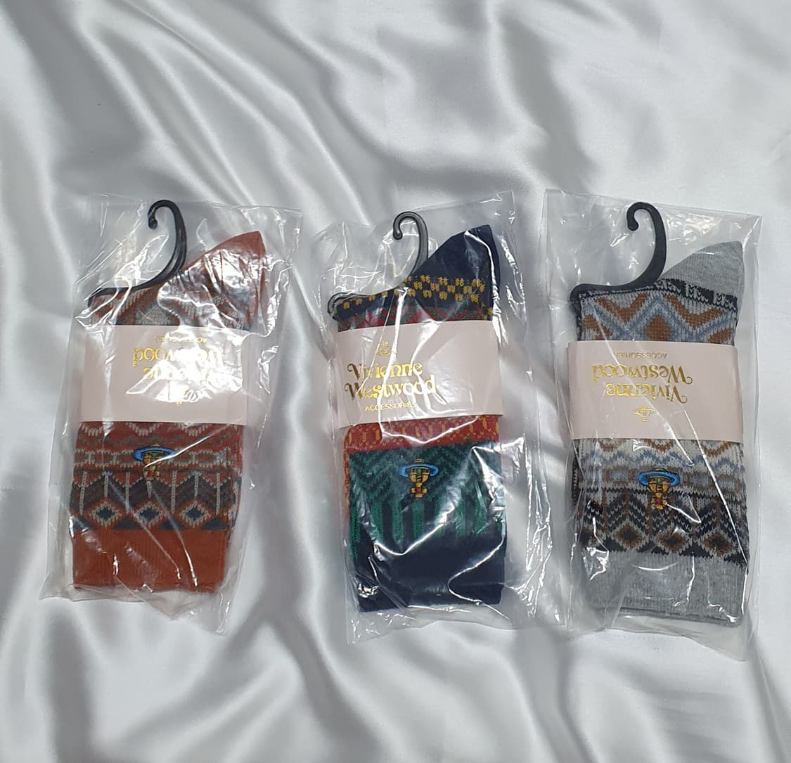 그린 그레이 브라운 레드 에스닉 민족풍 체크 도형 비비안웨스트우드  양말 상품이미지1