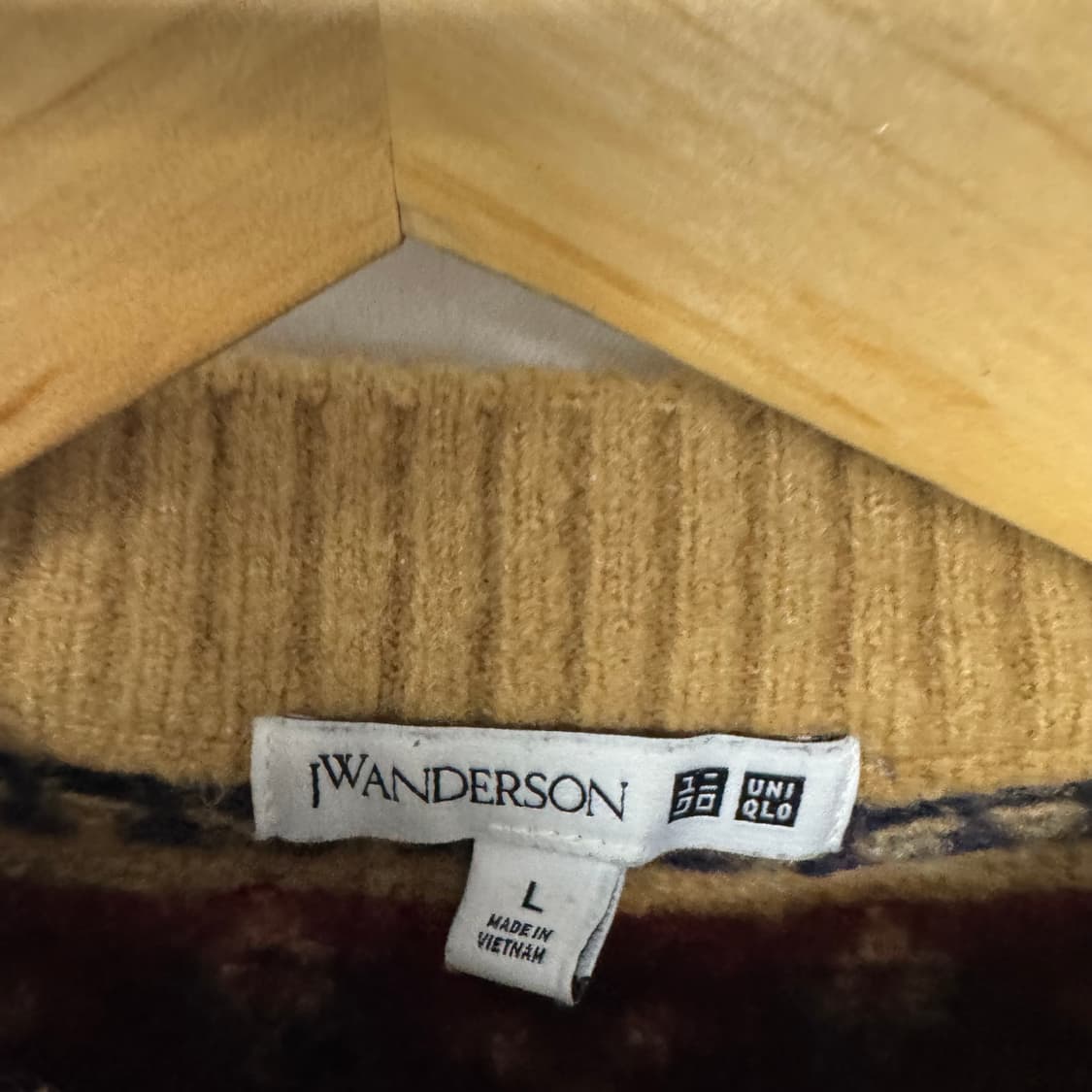 유니클로 X jw앤더슨 램스울 자카드 니트 상품이미지3