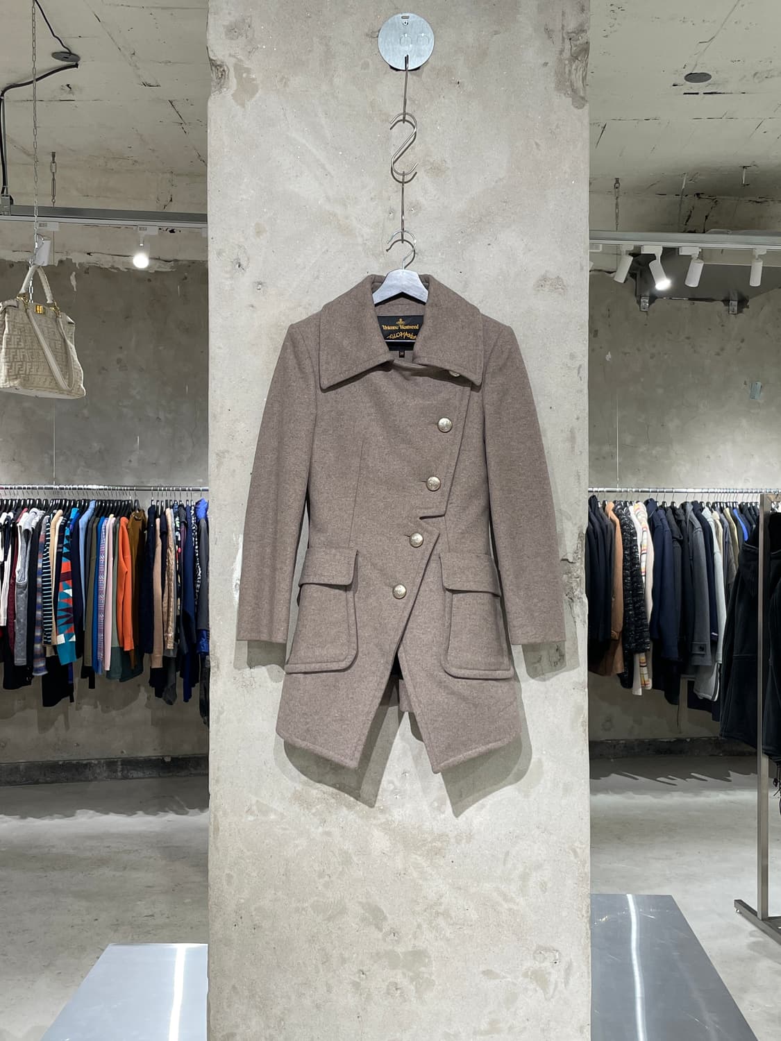 비비안 웨스트우드 앵글로마니아 멜란지 브라운 울 하프 코트 상품이미지1