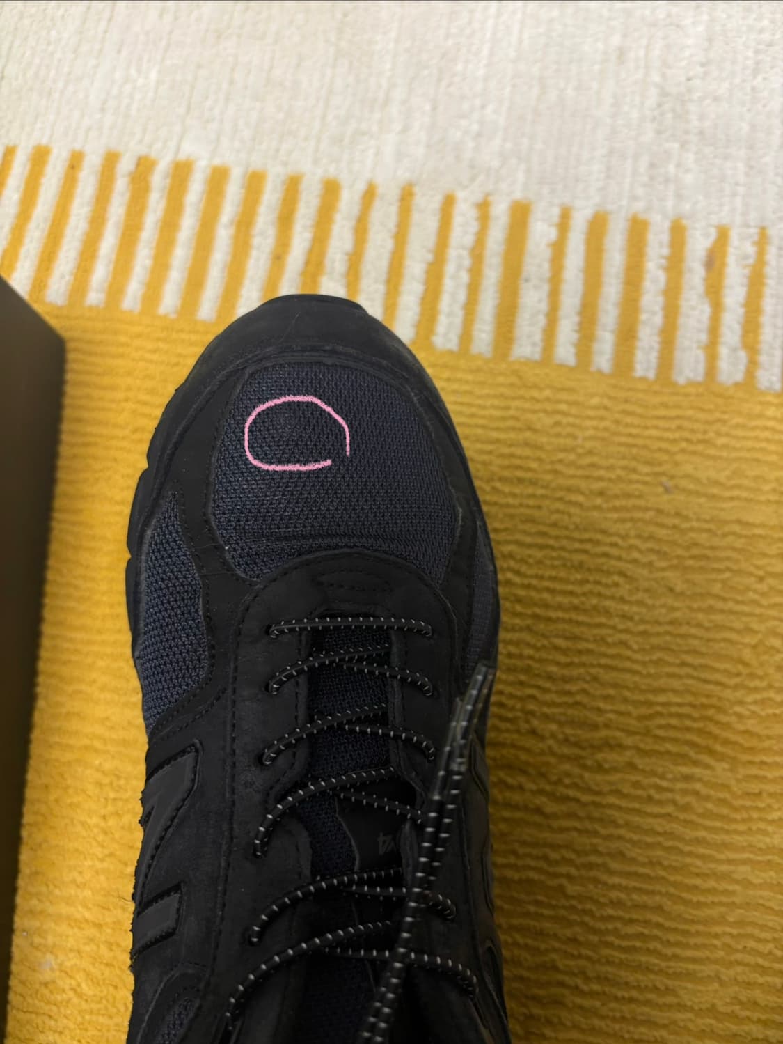 JJJJound x New balance 990v4 네이비 상품이미지5