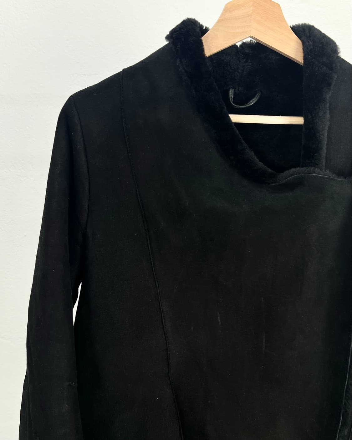 조르지오 브라토 블랙 시어링 레더 믹스 코트 상품이미지2