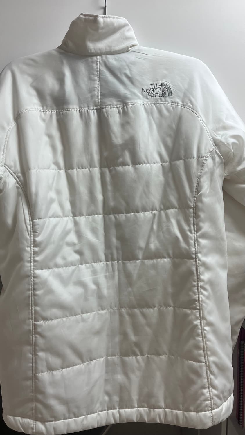 노스페이스 경량 패딩 상품이미지3
