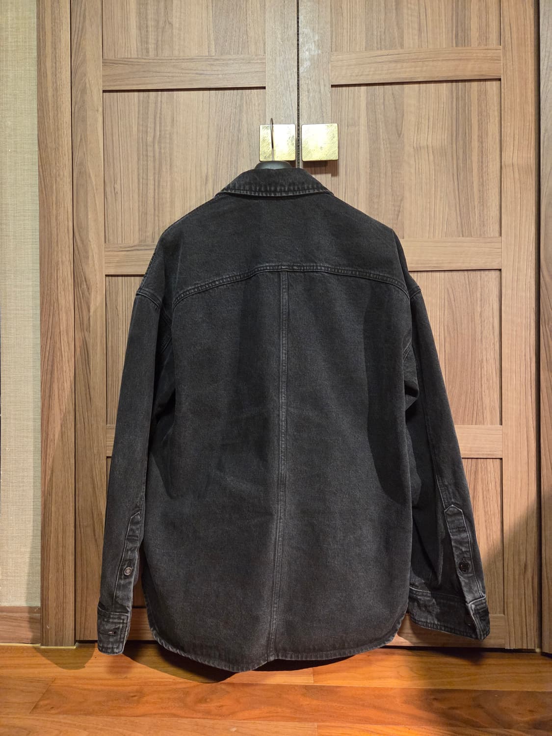 준지 junn.j 블랙데님 셔츠 상품이미지2