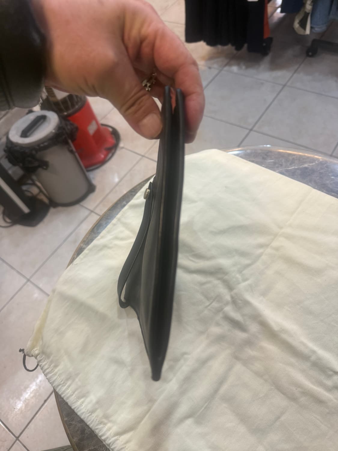 정품 멀버리 클러치 팝니다 상품이미지2