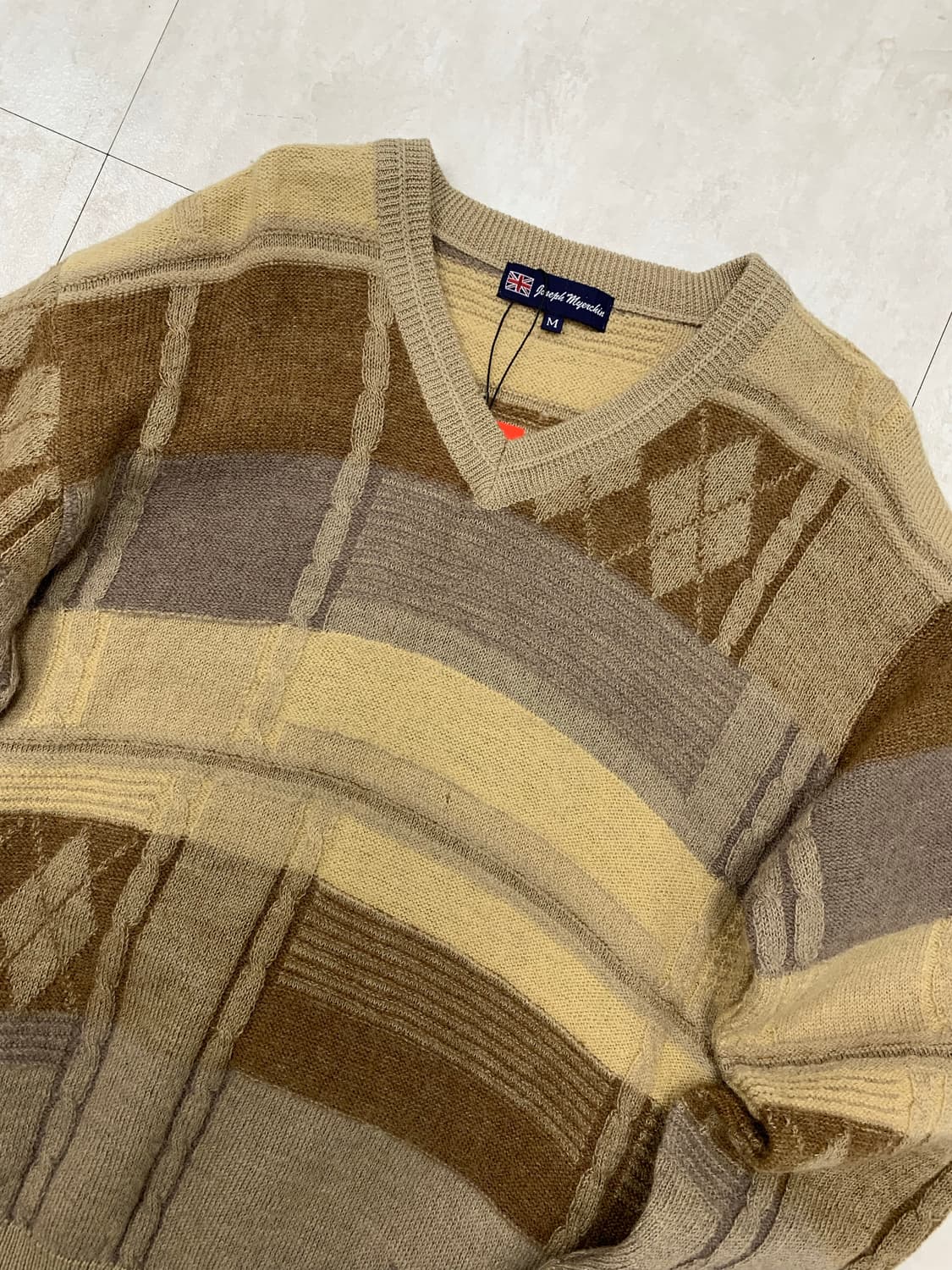 Joseph 브이넥 패턴 니트 #375 상품이미지2